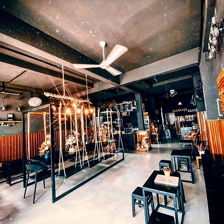 Backpack Abode Hostel На Транг Екстериор снимка