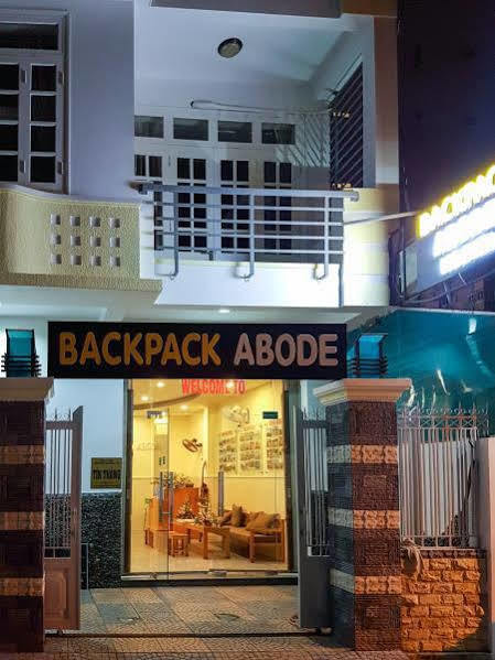 Backpack Abode Hostel На Транг Екстериор снимка